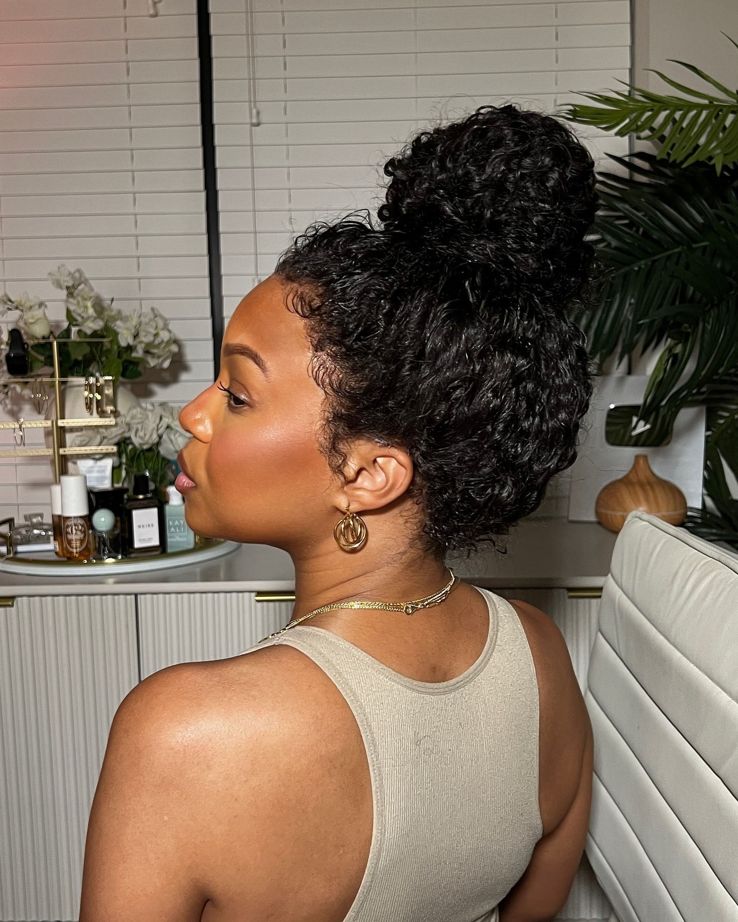 Simidola Pre-Bleached Knots Kinky Curly 13x4 13x6 HD Lace  Human Hair Wear Go Glueless Wig With Elastic Drawstring